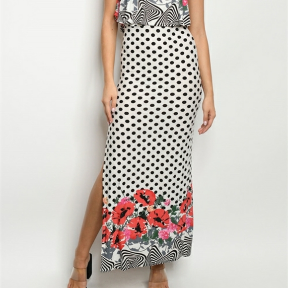 EVENT HALTER BACKLESS OFF WHITE BLACK POLKA DOTS SLIT MAXI DRESS - Picture 3 of 4